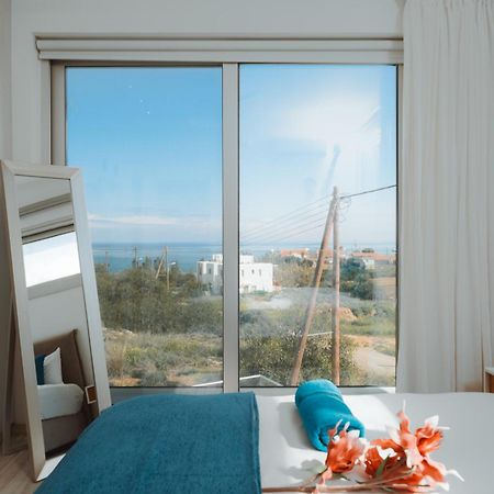 פאראלימני Seaside Luxury Villa מראה חיצוני תמונה