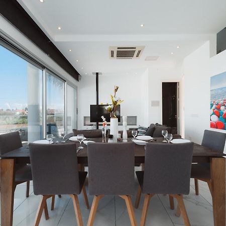 פאראלימני Seaside Luxury Villa מראה חיצוני תמונה