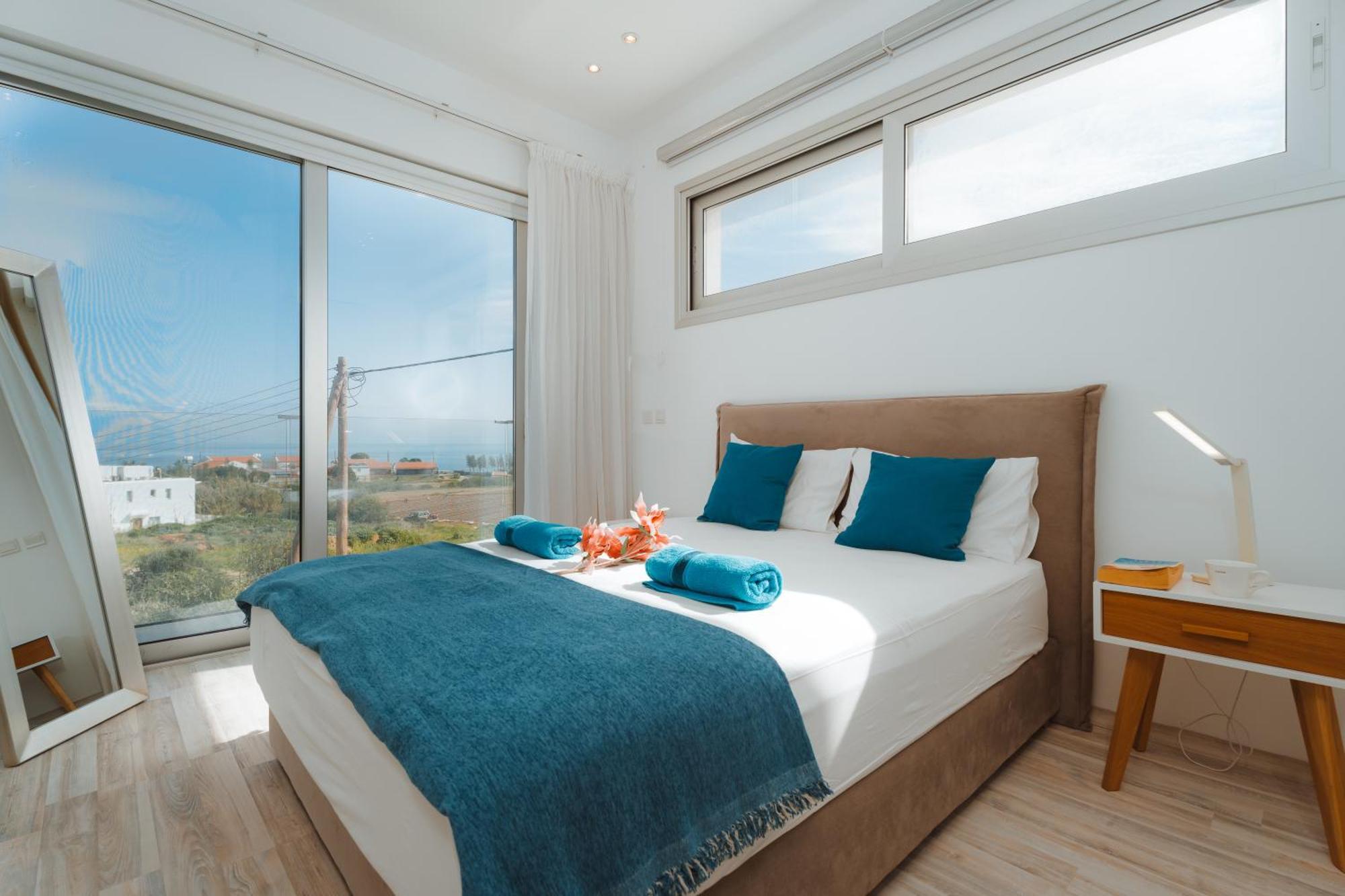 פאראלימני Seaside Luxury Villa מראה חיצוני תמונה