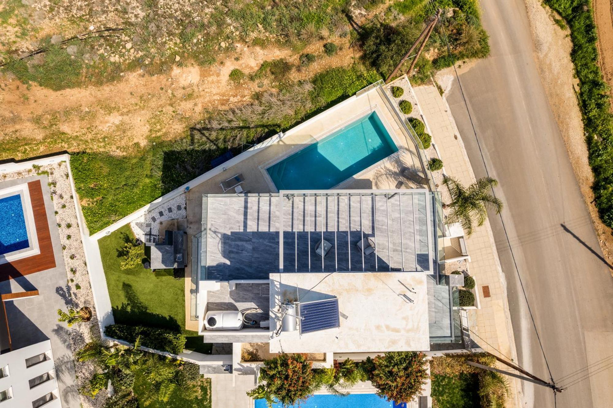 פאראלימני Seaside Luxury Villa מראה חיצוני תמונה
