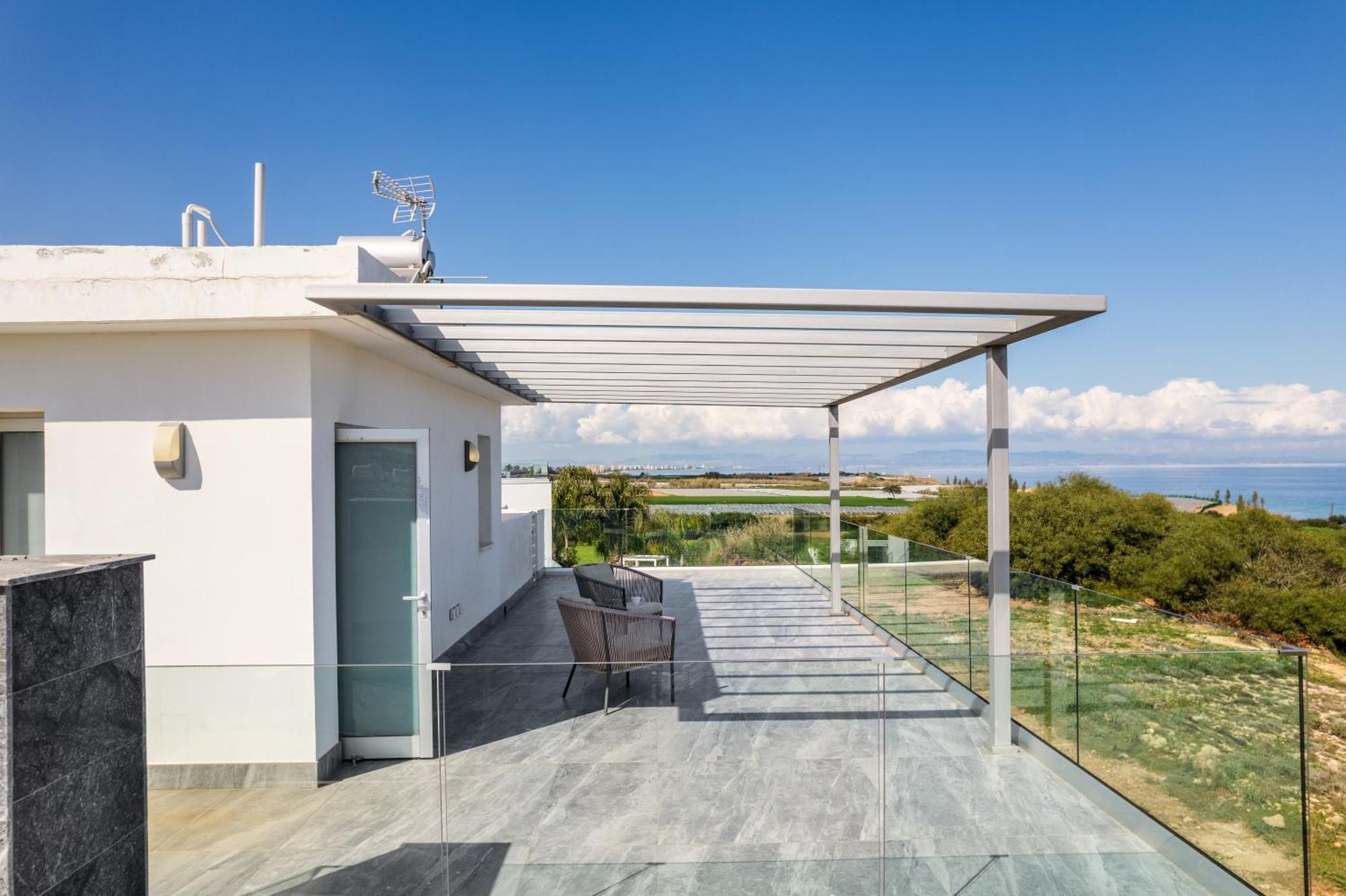 פאראלימני Seaside Luxury Villa מראה חיצוני תמונה