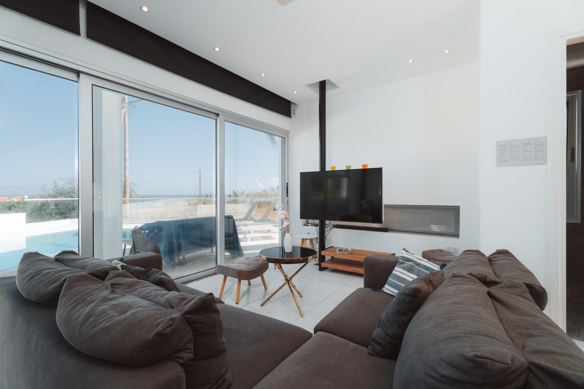 פאראלימני Seaside Luxury Villa מראה חיצוני תמונה