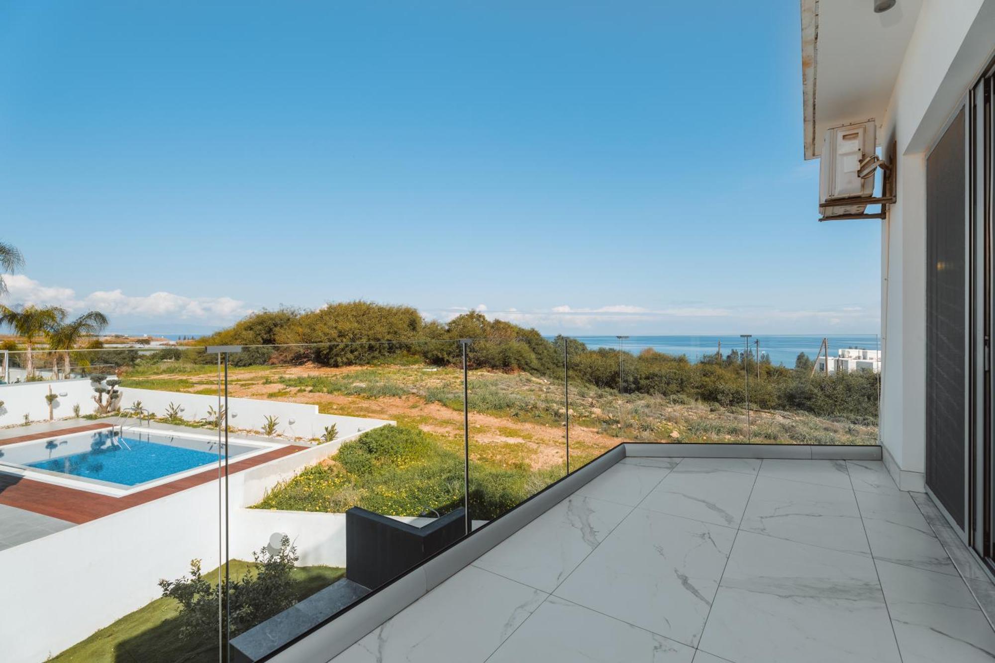 פאראלימני Seaside Luxury Villa מראה חיצוני תמונה